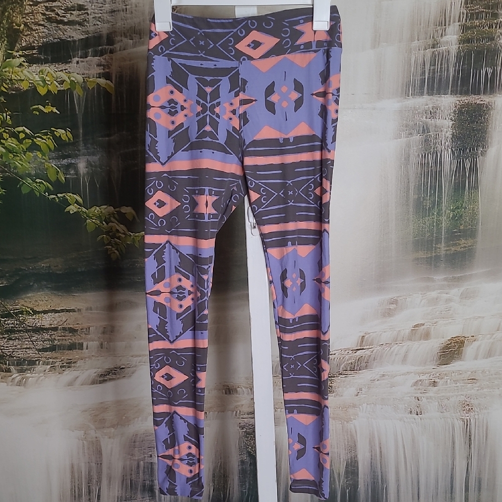 LuLaRoe Youth One Size Purple Pink Patterned Buttery Soft Stretchy Leggings